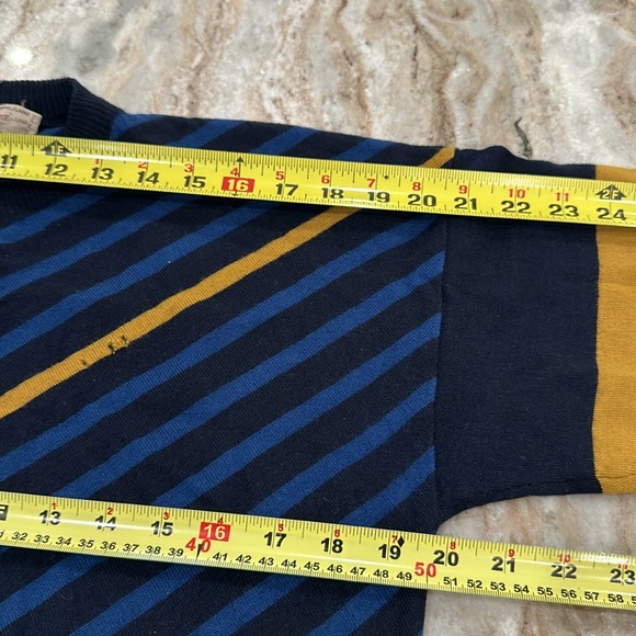 Vintage Gucci Wool Sweater (Holes) - Picture 14 of 16